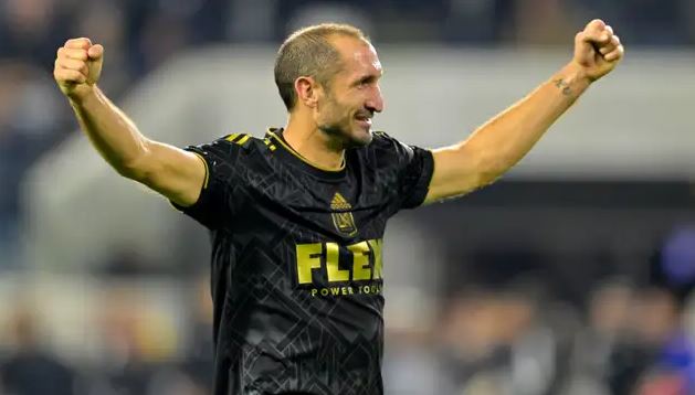 Chiellini announces his retirement from football