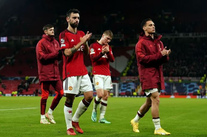 Man United out of UEFA CL