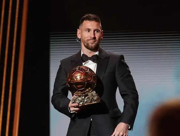 Messi keep on the records