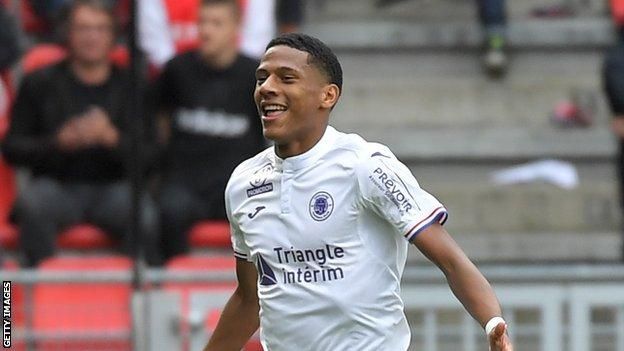 Transfer News, Monday December 04 2023