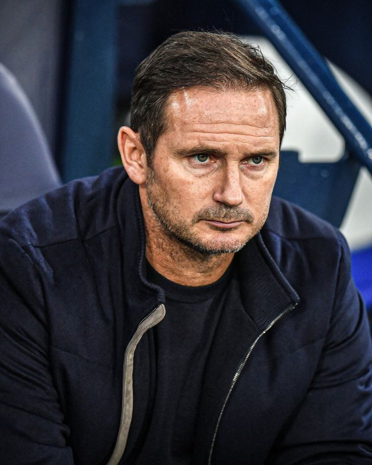 Frank Lampard is shining with Coventry City, while Chelsea FC are being urged to bring him back to the touchline.