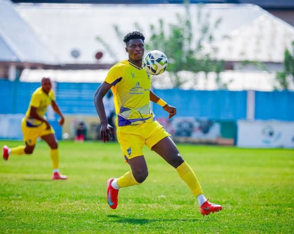 Simba yafuata kiungo fundi Ghana