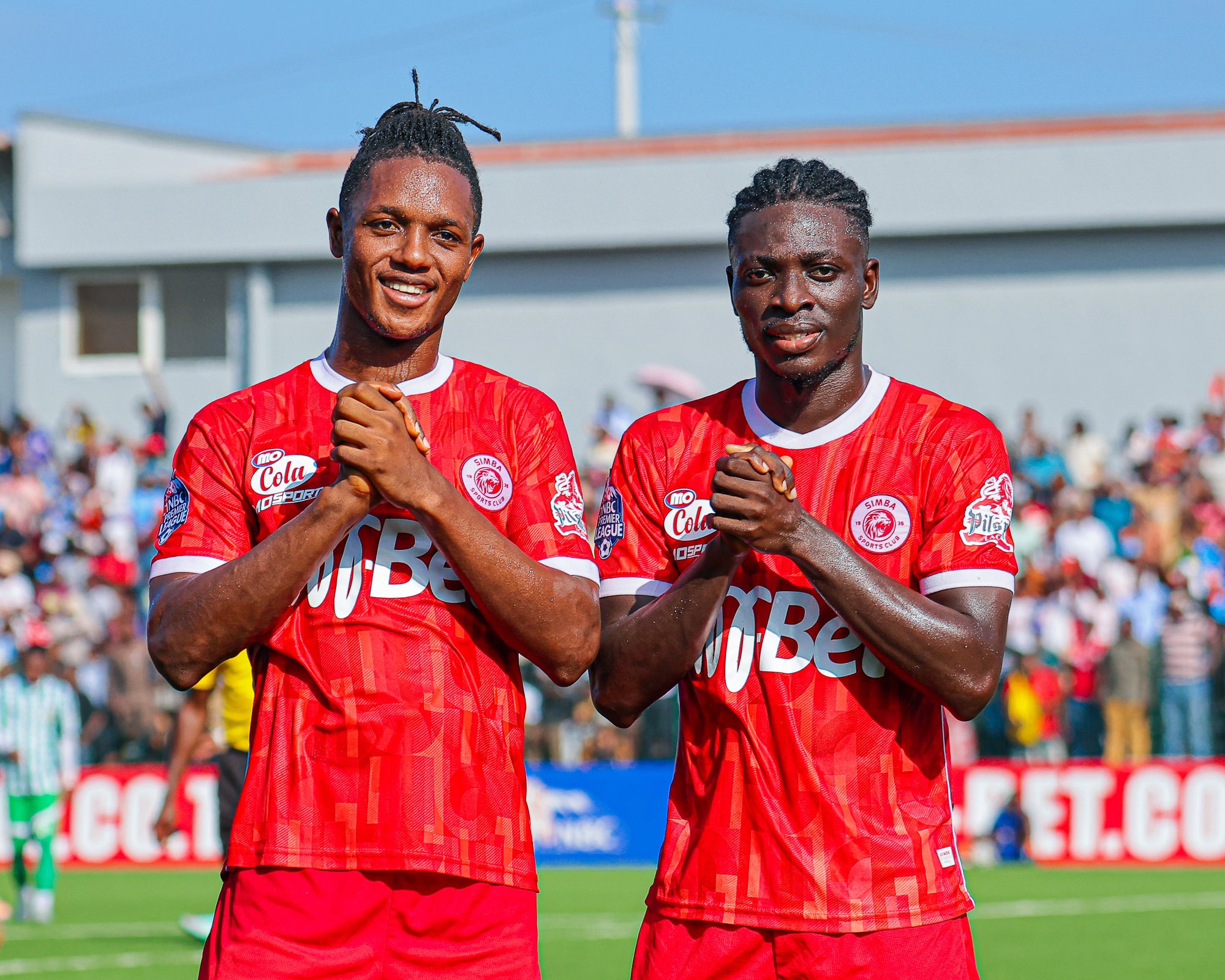 Simba Bids Farewell to Che Malone Following Transfer to USM Algiers