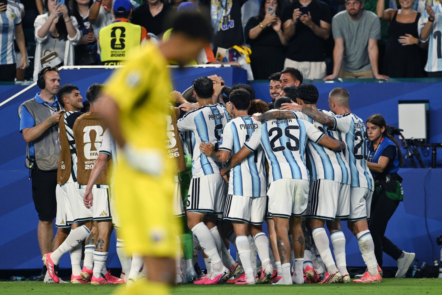 Argentina Survive Cape Verde Scare to Reach World Cup Round of 16