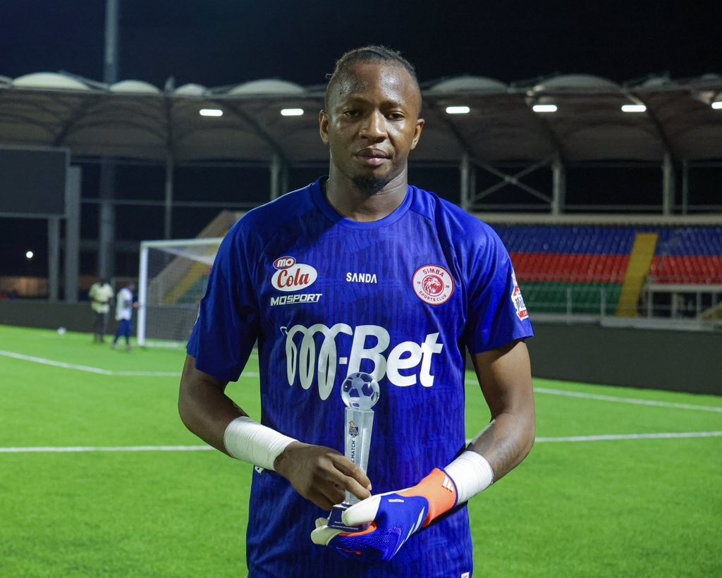 Simba Retains Goalkeeper Moussa Camara for Another Season