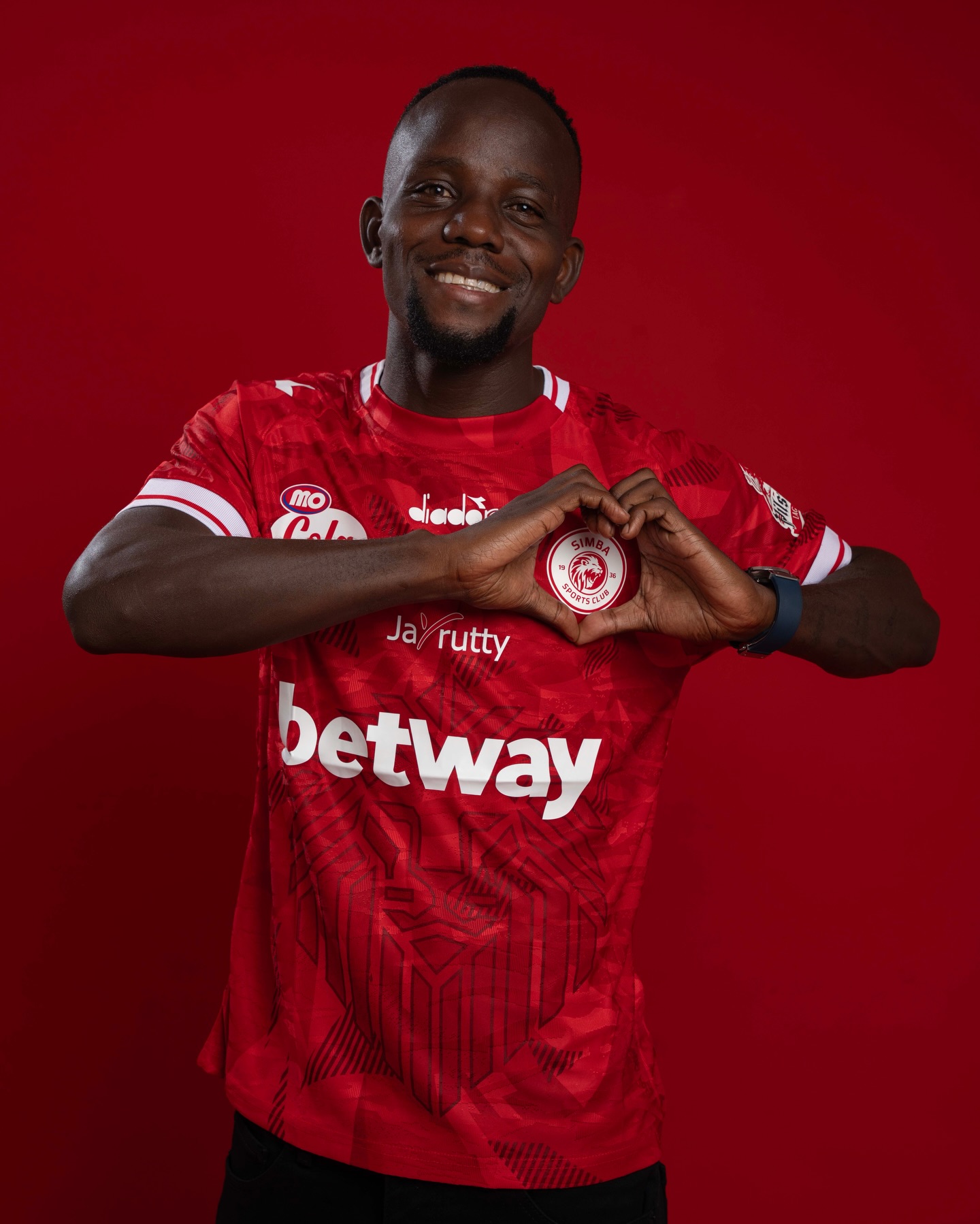 Chama Set to Stay at Simba SC After Contract Extension Talks Progress