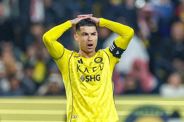 Transfer Rumours: Ronaldo, Vlahovic, Ramos, Tonali and More