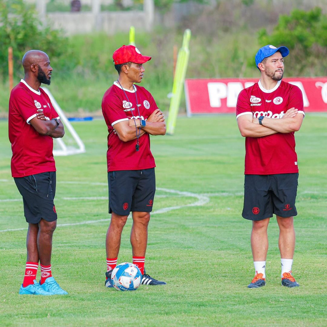 Simba SC Extends Head Coach Fadlu Davids\' Contract for One More Year