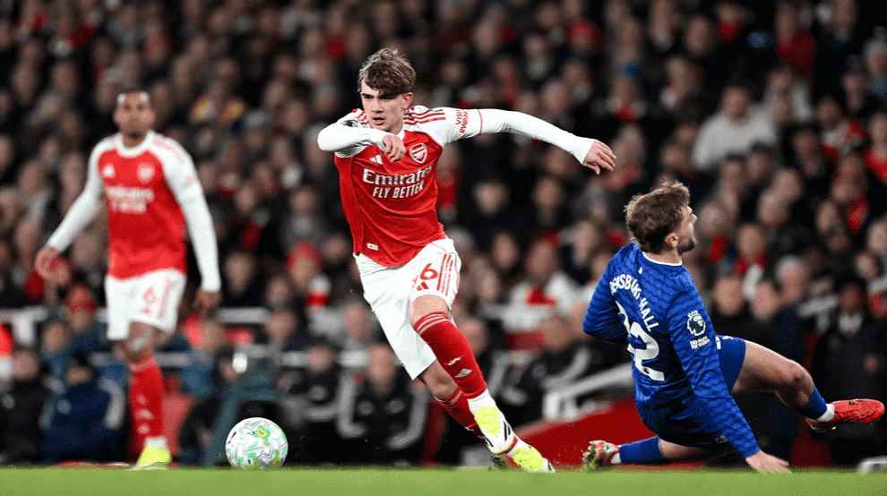 Arsenal Extend Lead in Premier League Title Race After City Drop Points