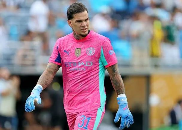 Transfer Gossip Roundup: Garnacho to Chelsea, Donnarumma Linked with City, and More