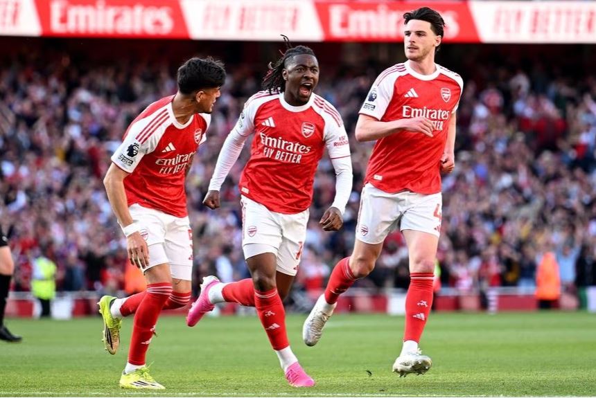 Arsenal Edge Newcastle to Reclaim Premier League Top Spot