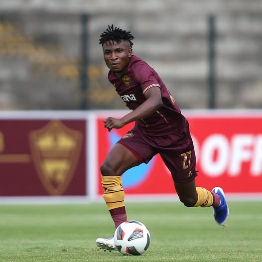Simba Close in on Signing Nigerian Midfielder Ibraheem Jabaar