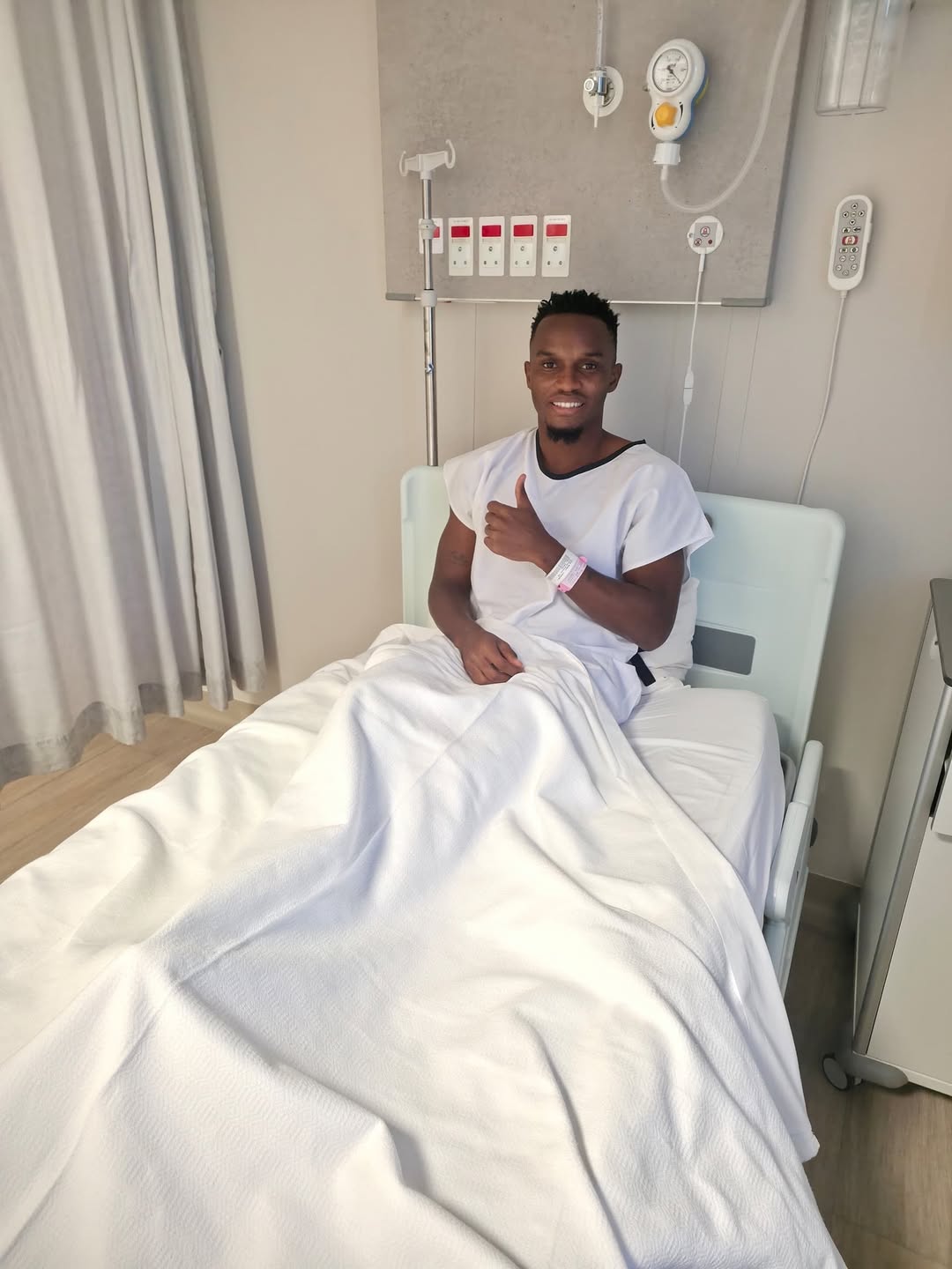 Yanga Confirm Dickson Job Undergoes Successful Knee Surgery