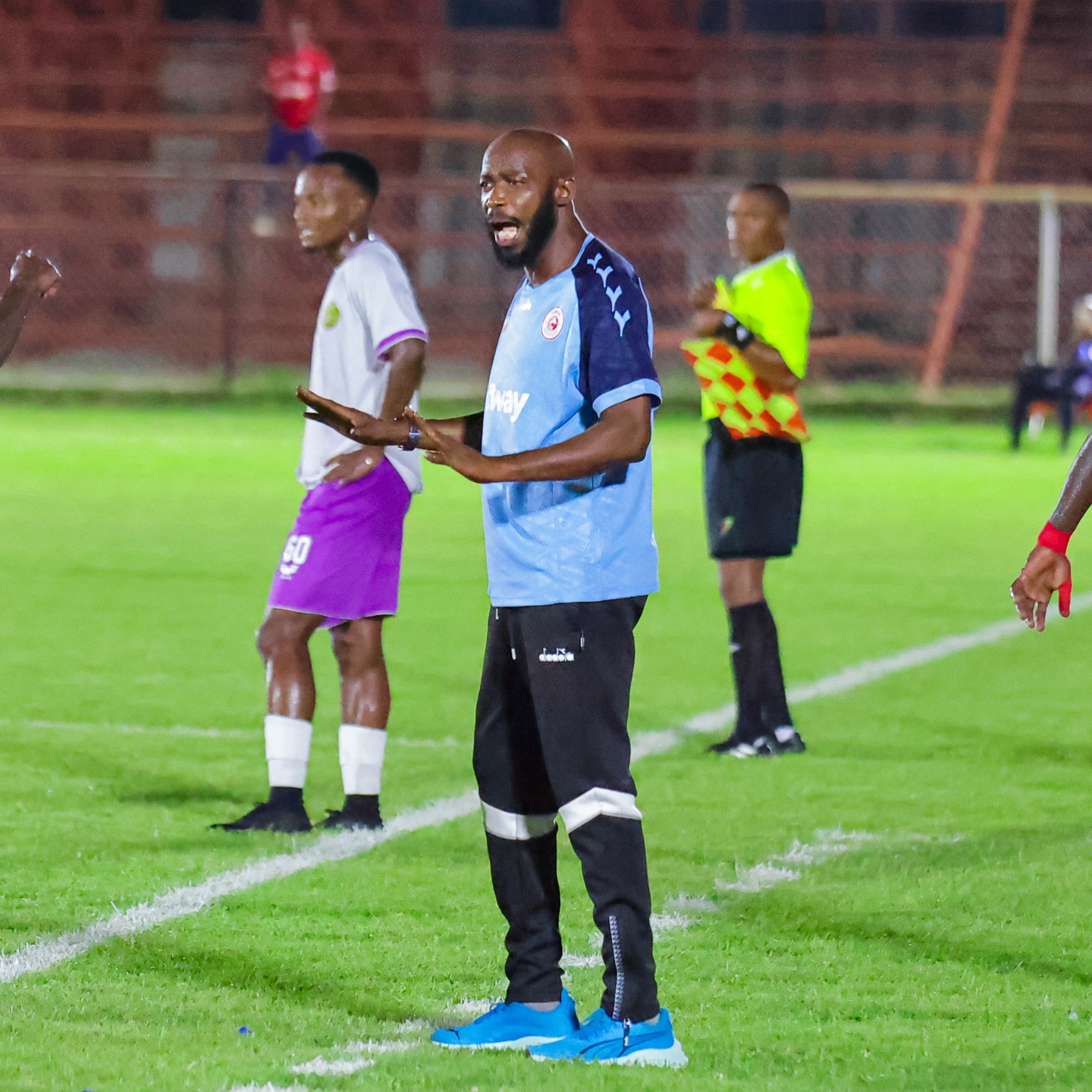 Simba Assistant Coach Matola Warns of Tough Dodoma Jiji Clash