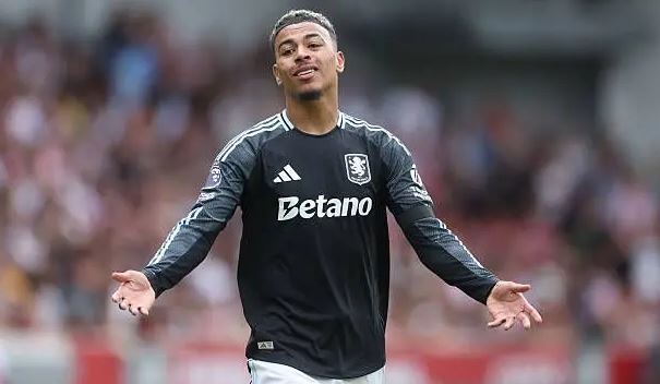 Transfer Gossip – Tottenham Lead Akanji Chase, Chelsea Eye Fermin Lopez
