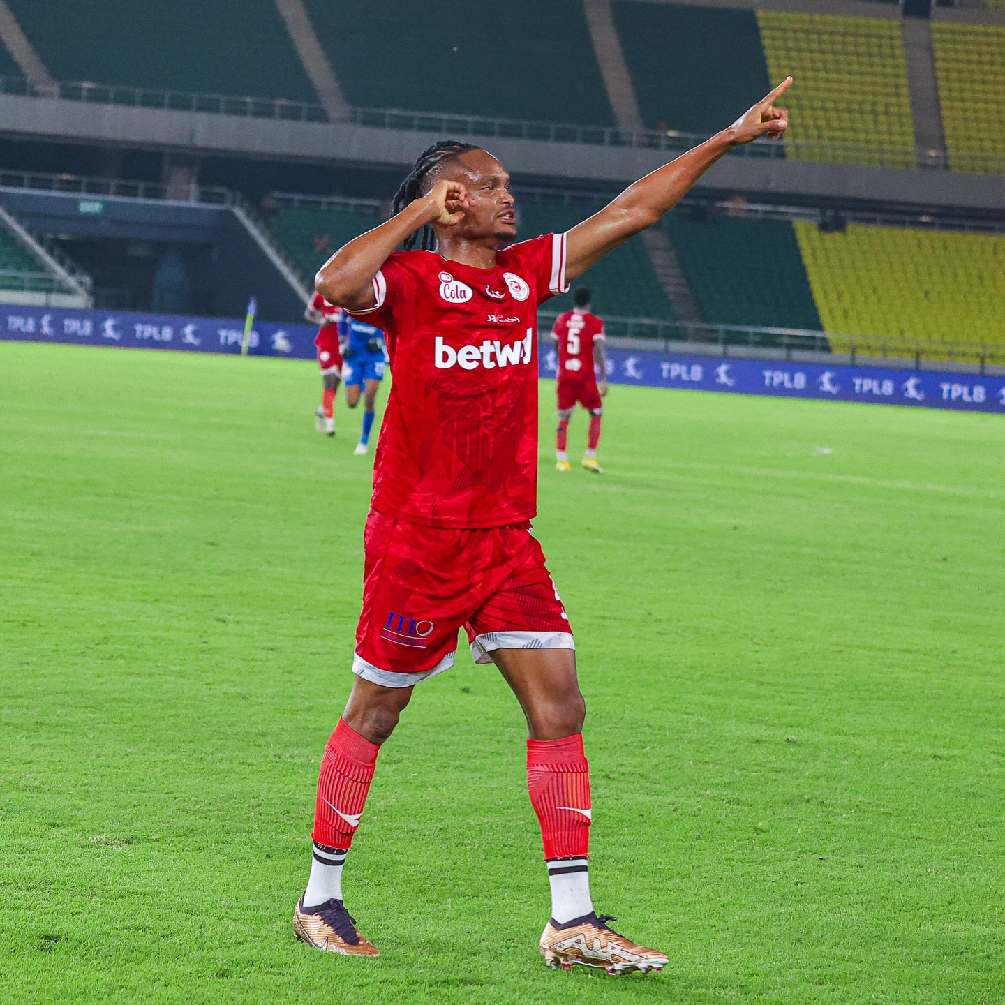 Mwalimu kuzigonganisha Simba, Yanga usajili dirisha kubwa