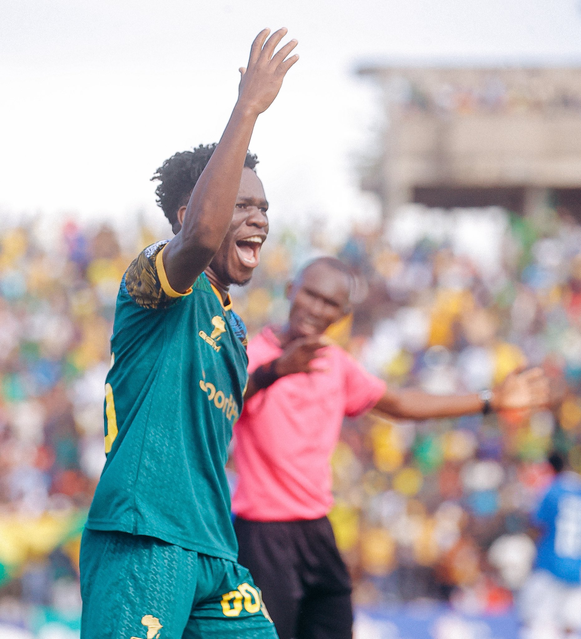 Israel Mwenda Commits to Yanga with Three-Year Permanent Deal