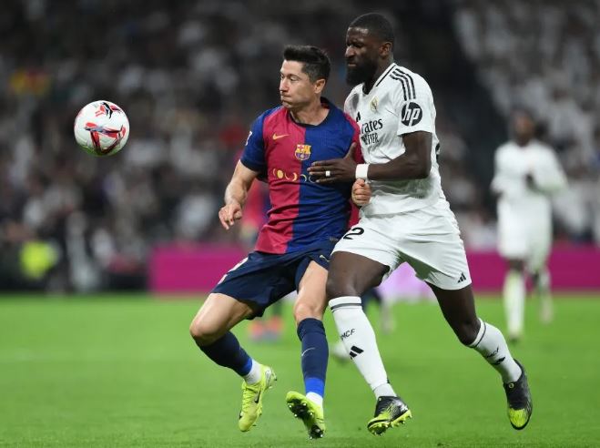 Highlights : Real Madrid 0-4 Barcelona