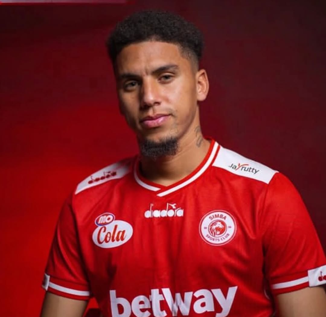 Simba SC Officially Signs Defender Rushine De Reuck from Mamelodi Sundowns