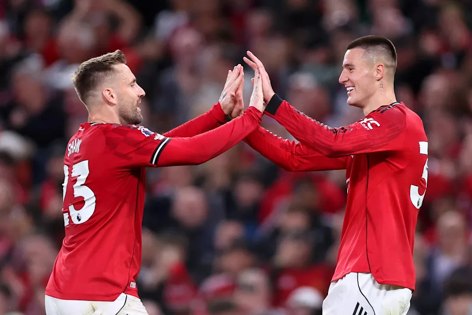 Manchester United Boost Top-Four Hopes with 2-1 Win Over Brentford