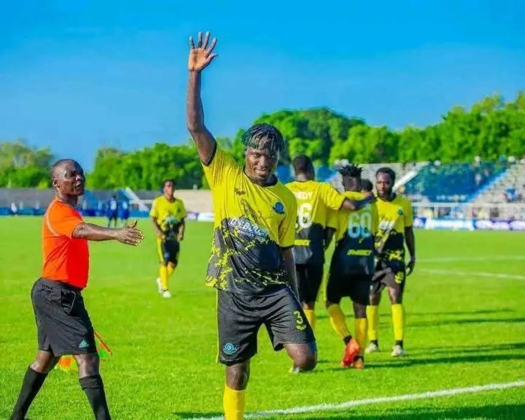 Simba SC Faces Tough Decision on Ateba After Signing Ghanaian Striker Jonathan Sowah